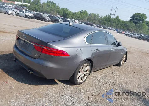 2017 Jaguar Xf 35T Premium из США, поврежденный, VIN SAJBJ4BV1HCY25711